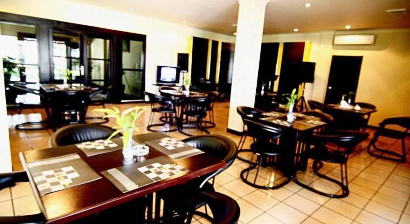 D'Arcici Hotel Plumpang Джакарта Екстер'єр фото