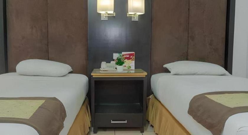 D'Arcici Hotel Plumpang Джакарта Екстер'єр фото