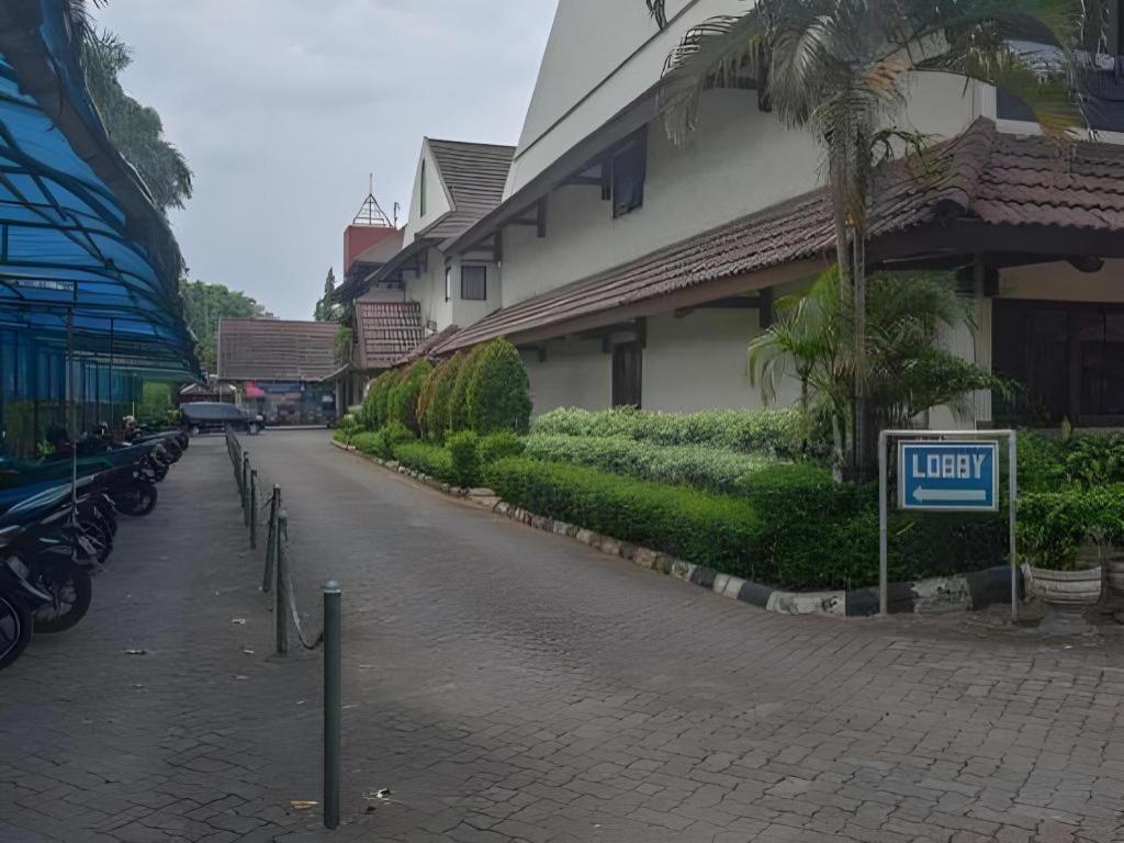 D'Arcici Hotel Plumpang Джакарта Екстер'єр фото