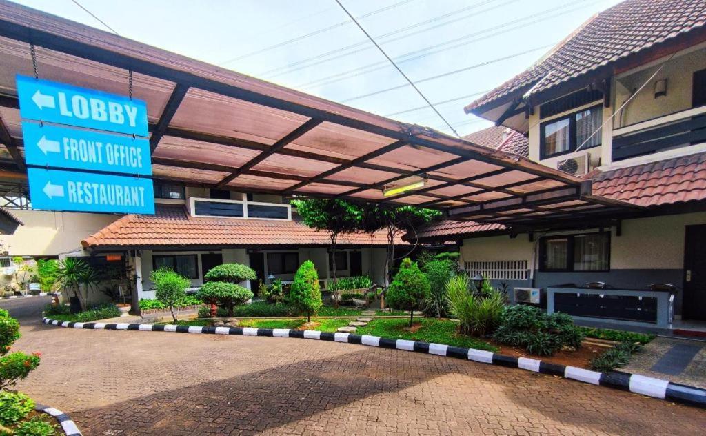 D'Arcici Hotel Plumpang Джакарта Екстер'єр фото