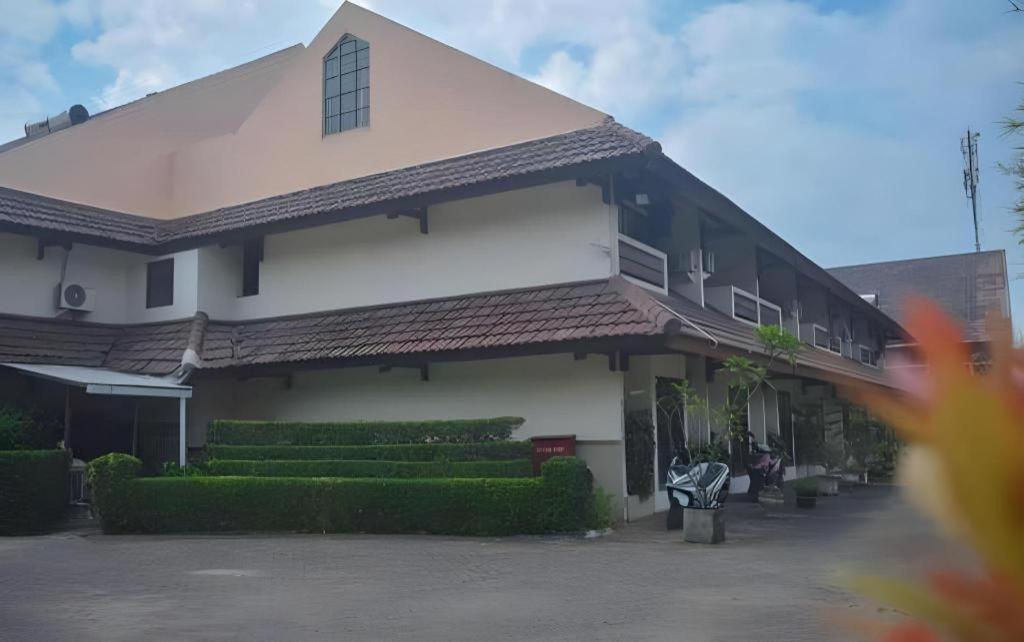D'Arcici Hotel Plumpang Джакарта Екстер'єр фото