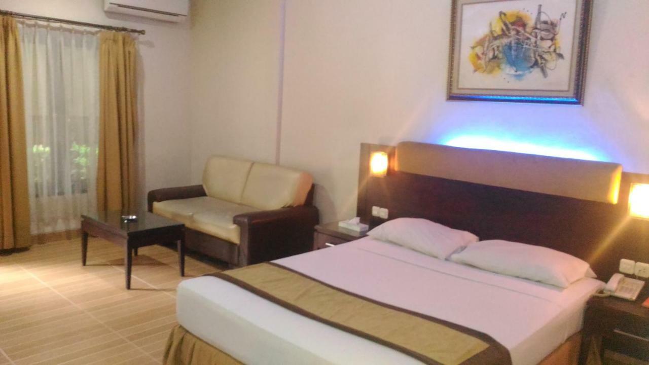 D'Arcici Hotel Plumpang Джакарта Екстер'єр фото